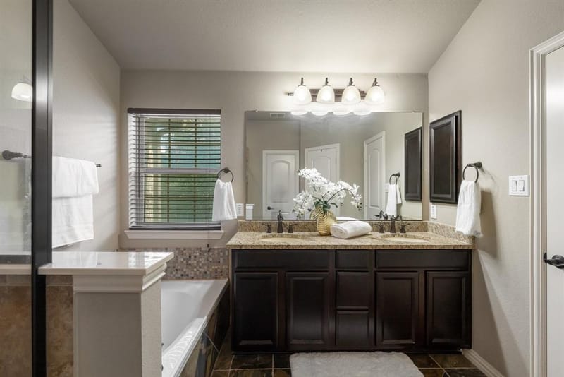 3908 Asbury Lane, Addison TX 75001 - Photo 30