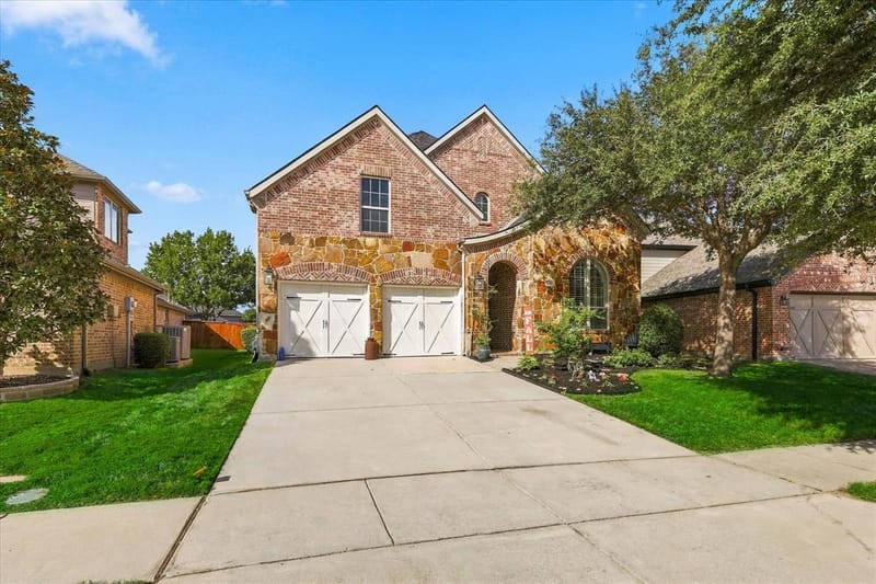 1205 Jasmine Street, Lantana TX 76226