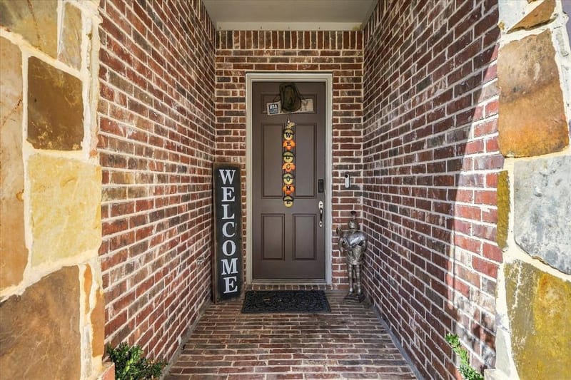 1205 Jasmine Street, Lantana TX 76226 - Photo 5