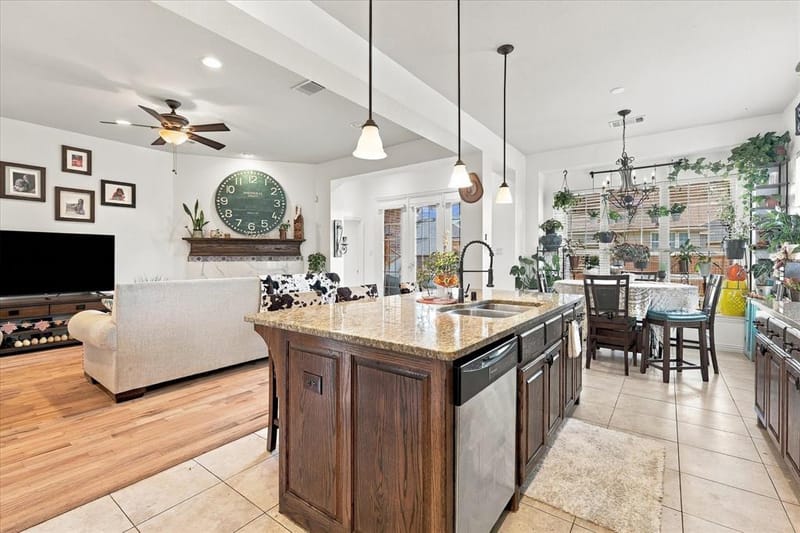 1205 Jasmine Street, Lantana TX 76226 - Photo 15