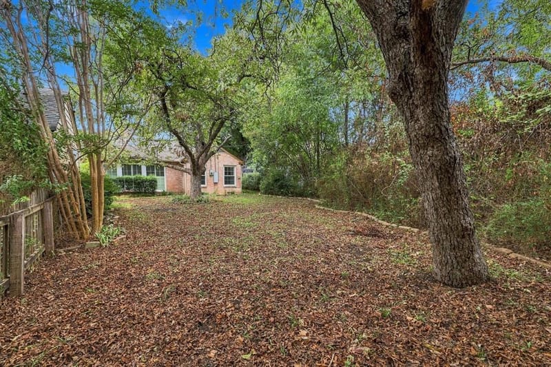 1403 Tranquilla Drive, Dallas TX 75218 - Photo 10