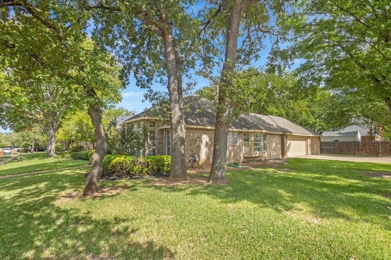 8000 Arlie Lane, North Richland Hills TX 76182 - Photo 3