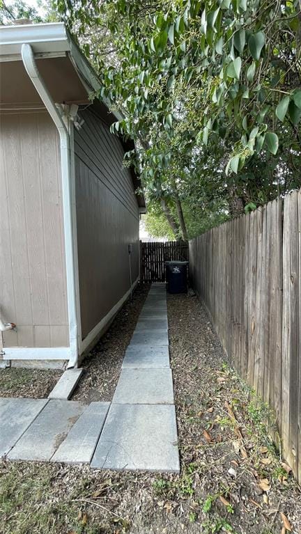 722 Circle Drive, Arlington TX 76010 - Photo 5