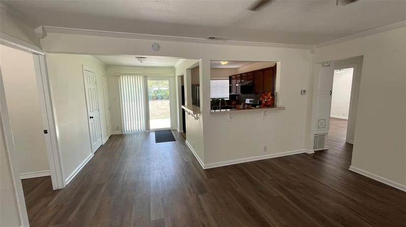 722 Circle Drive, Arlington TX 76010 - Photo 10