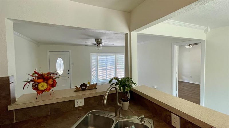 722 Circle Drive, Arlington TX 76010 - Photo 18