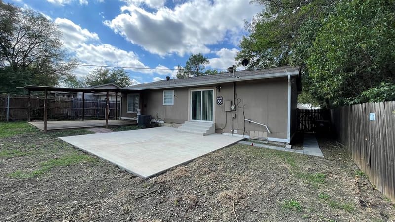 722 Circle Drive, Arlington TX 76010 - Photo 4