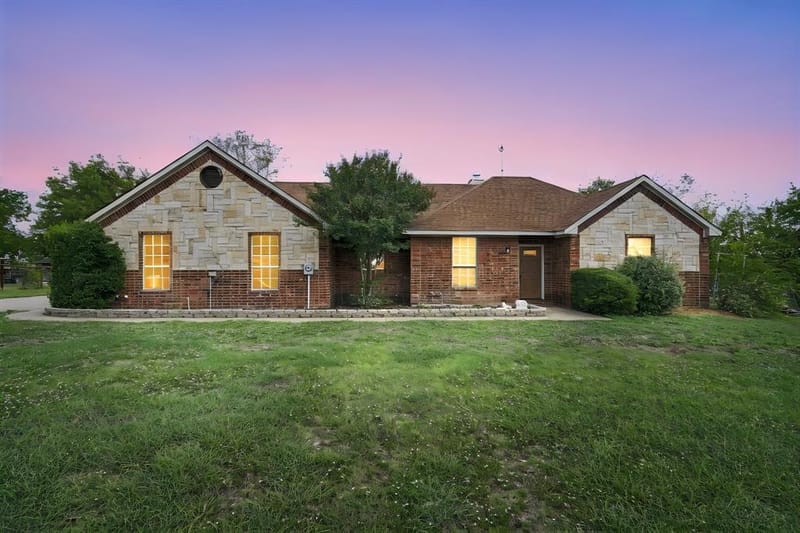 1460 Palmyra Road, Palmer TX 75152
