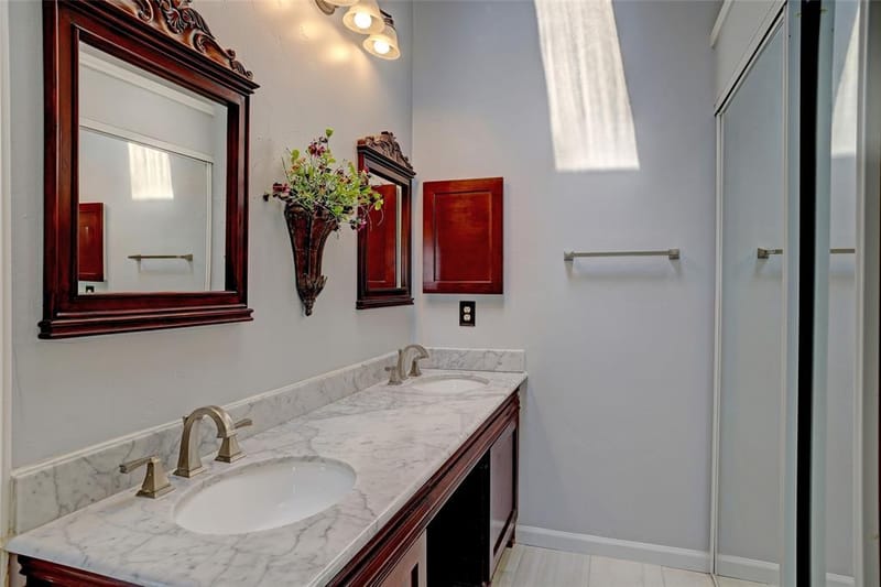 2109 Brook Mount Court, Carrollton TX 75006 - Photo 14