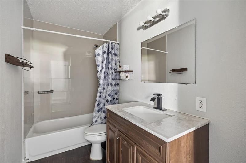812 W Barron Avenue, Everman TX 76140 - Photo 22