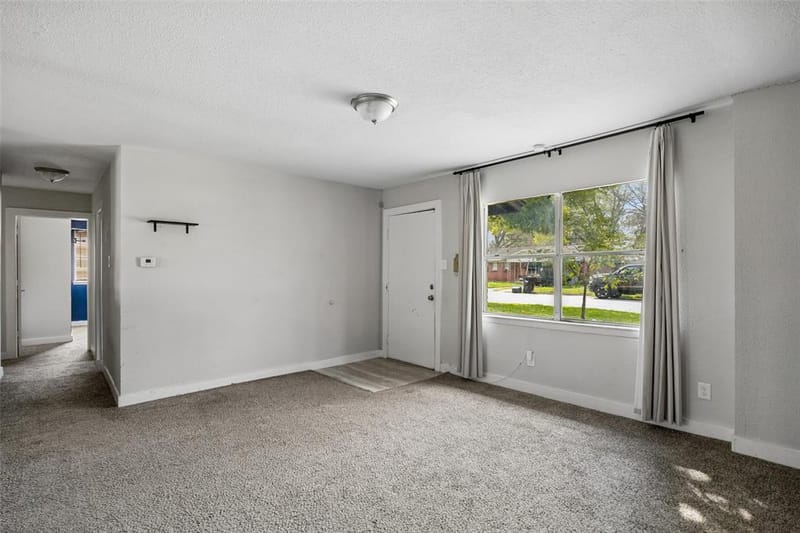812 W Barron Avenue, Everman TX 76140 - Photo 7