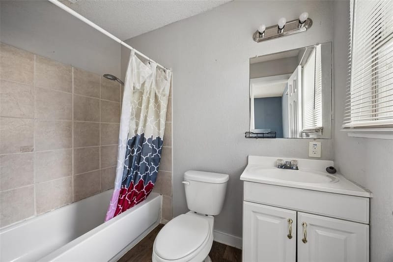 812 W Barron Avenue, Everman TX 76140 - Photo 18