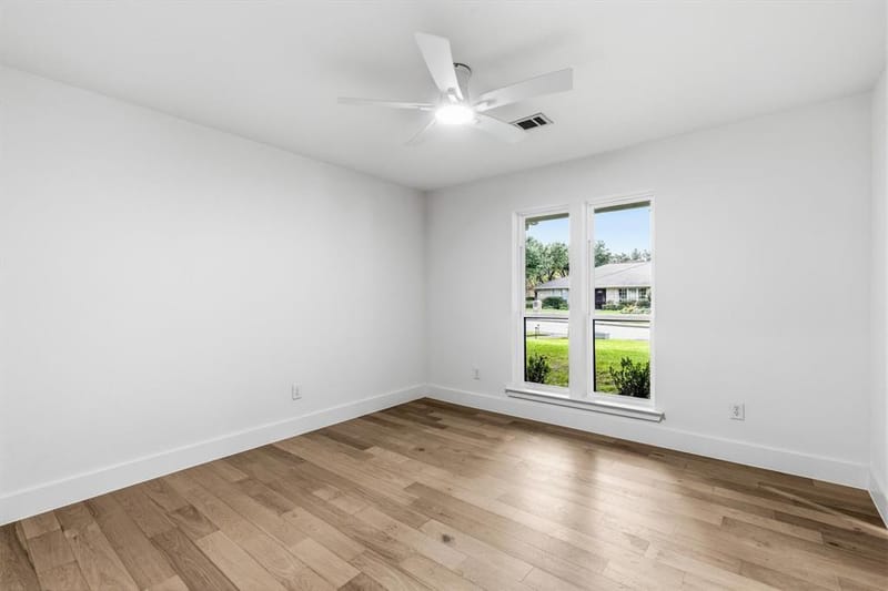 7031 Hunters Ridge Drive, Dallas TX 75248 - Photo 27