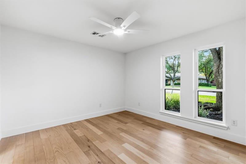 7031 Hunters Ridge Drive, Dallas TX 75248 - Photo 24