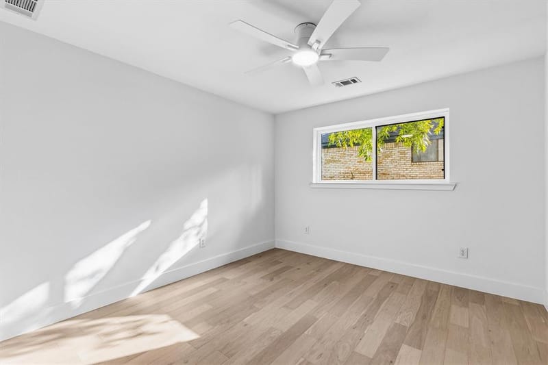 7031 Hunters Ridge Drive, Dallas TX 75248 - Photo 21