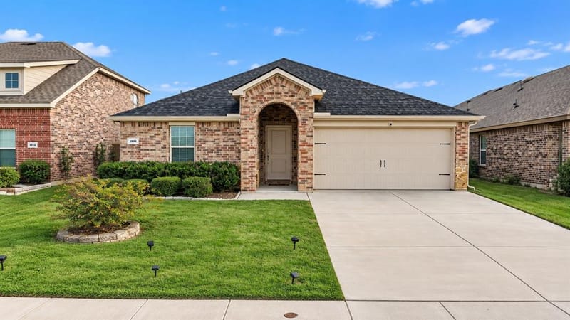 1901 Crimson Avenue, Farmersville TX 75442 - Photo 4