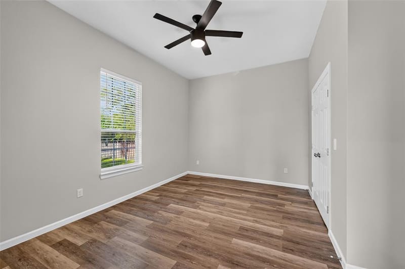 711 W Munson Street, Denison TX 75020 - Photo 15