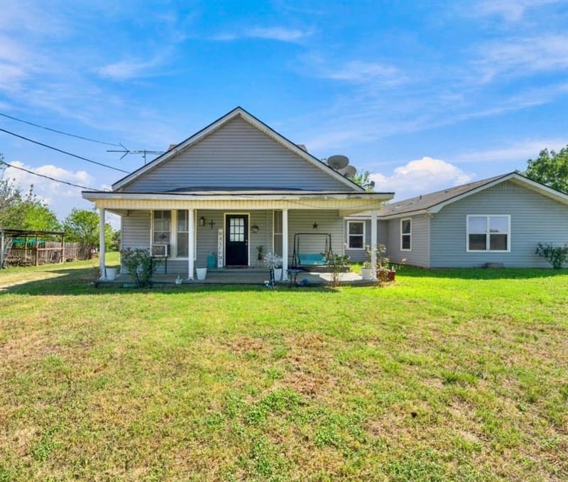 2183 Greig Drive, Robinson TX 76706