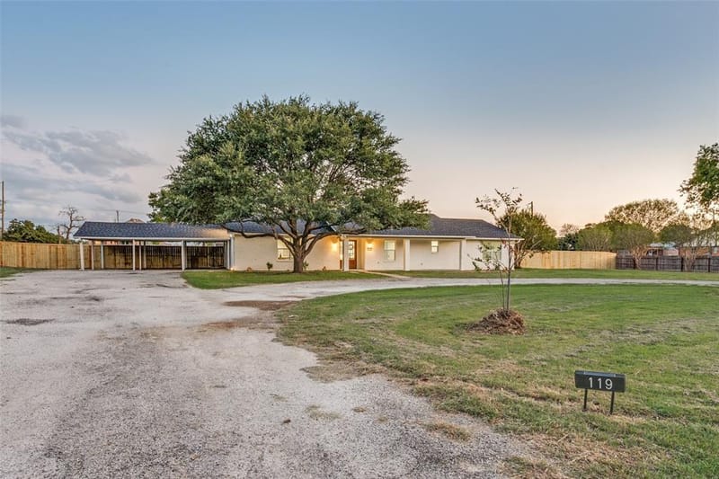 119 Wildwood Court, Mansfield TX 76063 - Photo 2
