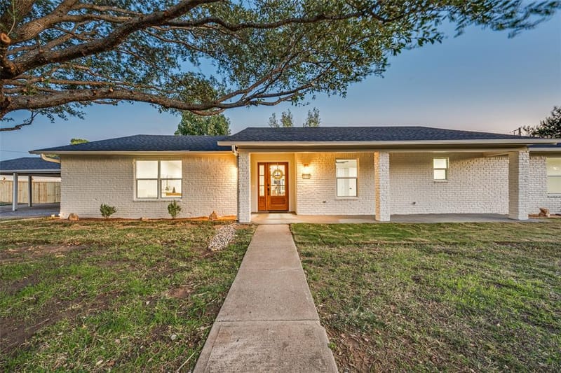 119 Wildwood Court, Mansfield TX 76063 - Photo 3