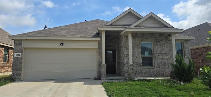 6952 Falconer Way, Fort Worth TX 76179 - Photo 2