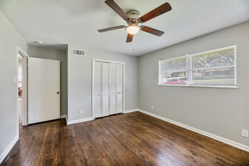 4516 Rolling Hills Drive, Fort Worth TX 76119 - Photo 16