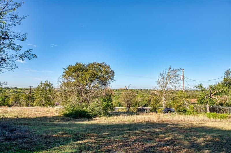 4516 Rolling Hills Drive, Fort Worth TX 76119 - Photo 26