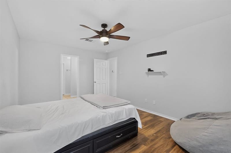 2549 Spring Creek Drive, Balch Springs TX 75180 - Photo 16