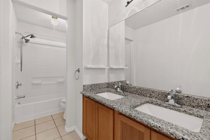 2549 Spring Creek Drive, Balch Springs TX 75180 - Photo 26