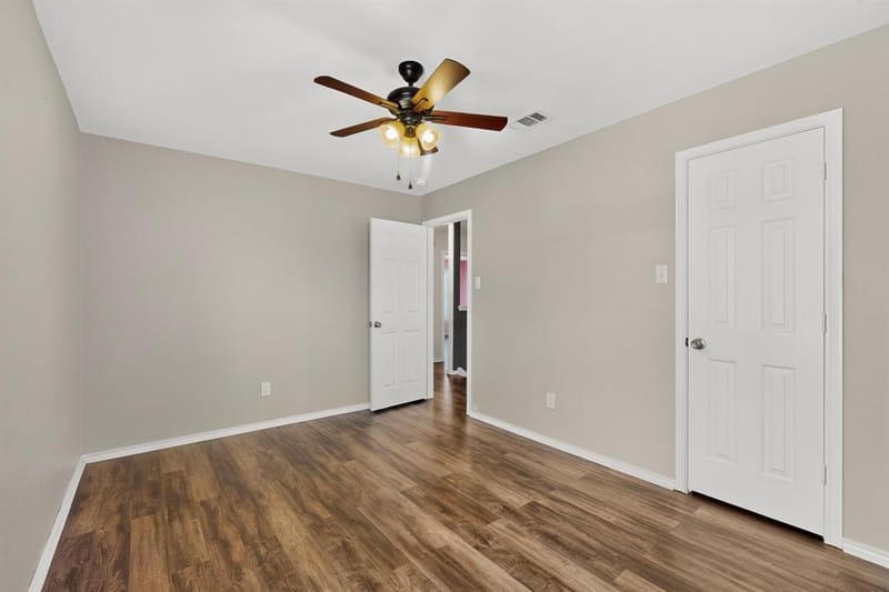 2549 Spring Creek Drive, Balch Springs TX 75180 - Photo 31