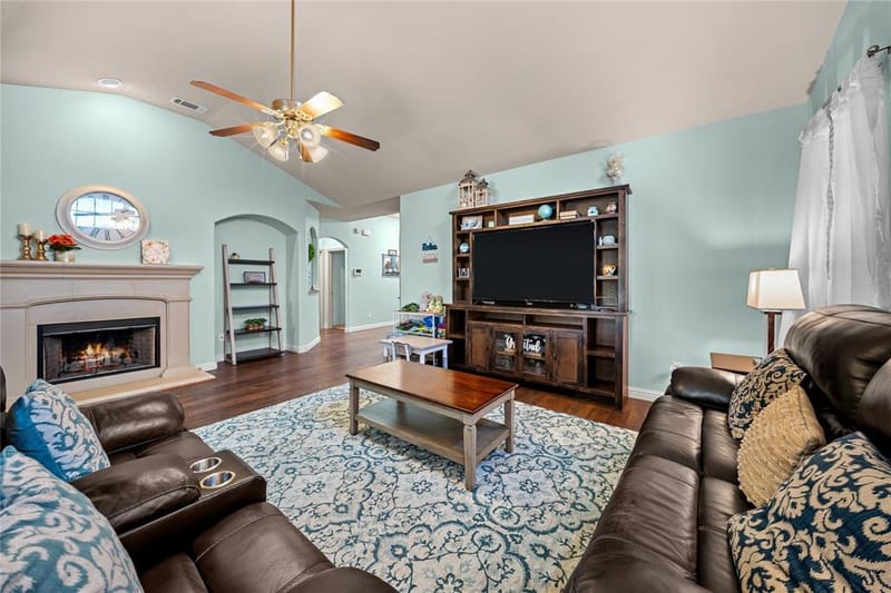 5712 Pawpaw Ridge Drive, Fort Worth TX 76179 - Photo 6