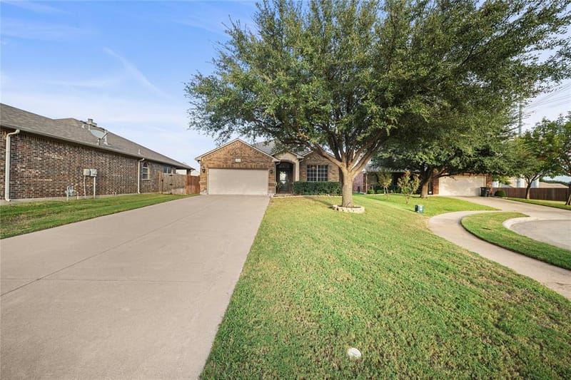 5712 Pawpaw Ridge Drive, Fort Worth TX 76179 - Photo 4