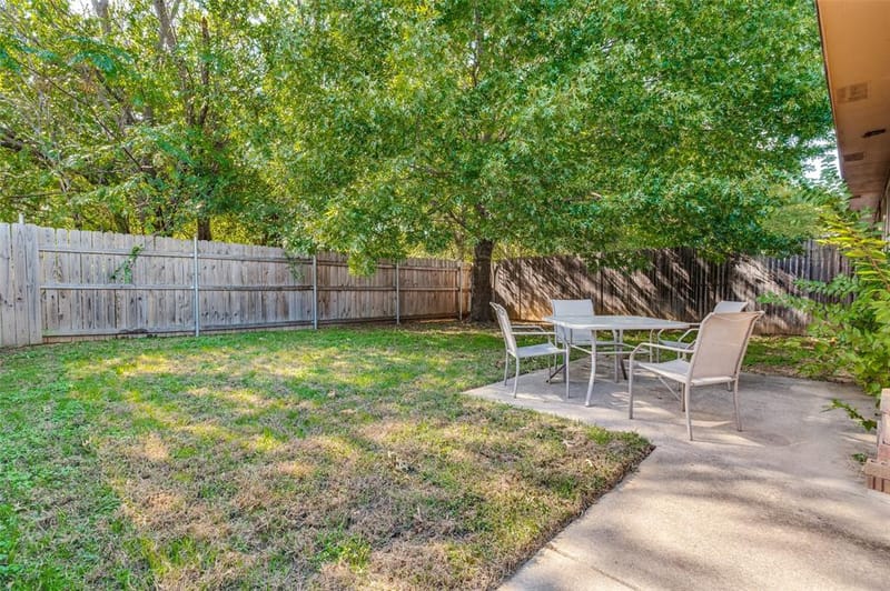 1433 Ravenwood Drive, Mansfield TX 76063 - Photo 14