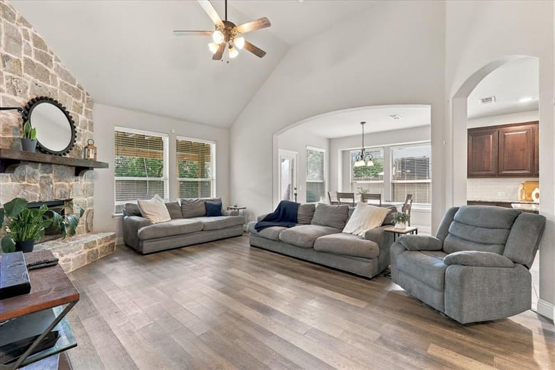 117 Providence Drive, Van Alstyne TX 75495 - Photo 8
