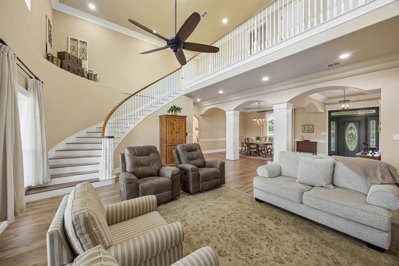 303 Bobby Sam Court, Collinsville TX 76233 - Photo 9