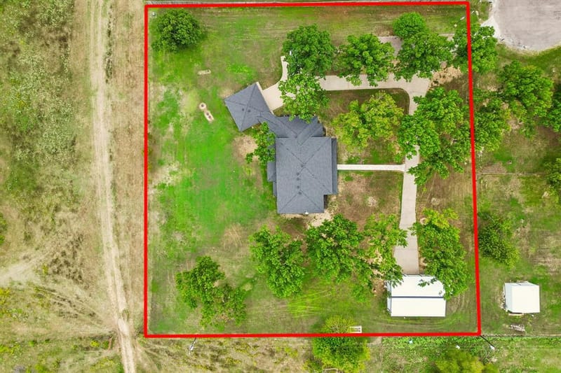 303 Bobby Sam Court, Collinsville TX 76233 - Photo 34