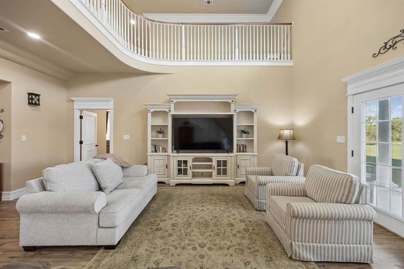 303 Bobby Sam Court, Collinsville TX 76233 - Photo 11