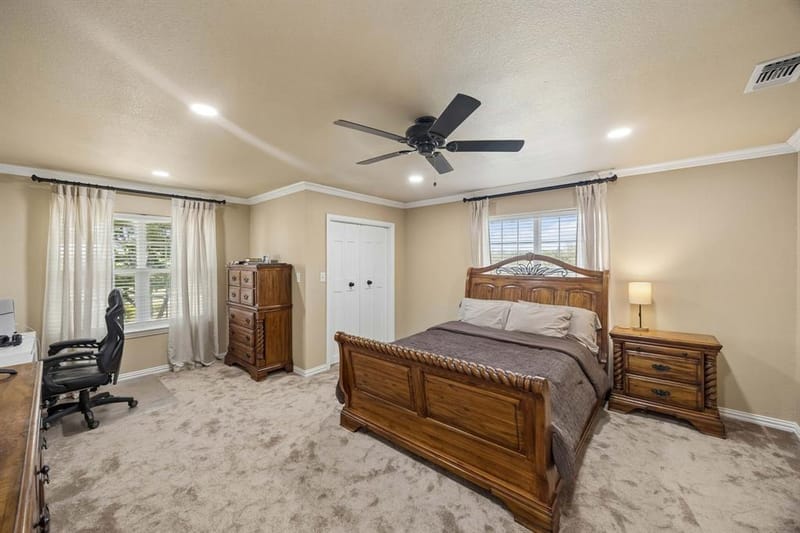 303 Bobby Sam Court, Collinsville TX 76233 - Photo 29