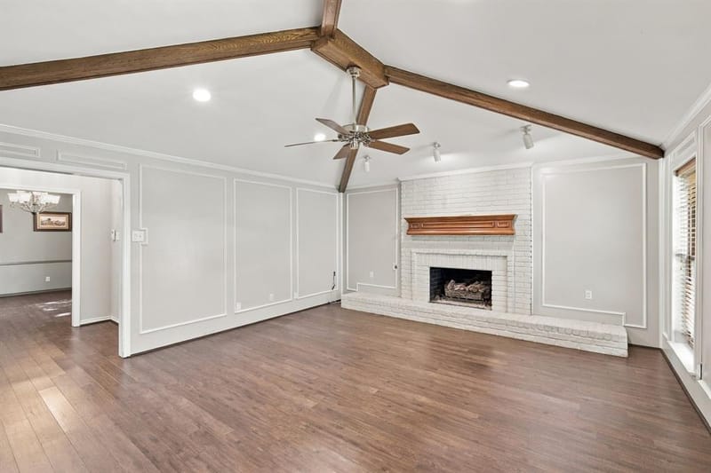 9947 Chimney Hill Lane, Dallas TX 75243 - Photo 5
