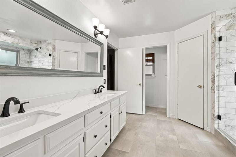 9947 Chimney Hill Lane, Dallas TX 75243 - Photo 14