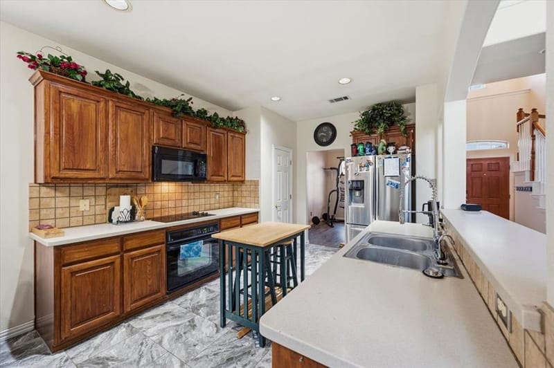 3317 Landhope Circle, Arlington TX 76016 - Photo 15