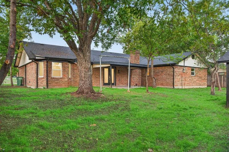 612 Simpson Terrace, Bedford TX 76021 - Photo 28
