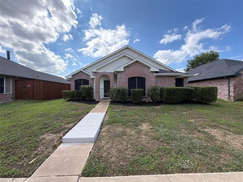 1625 Cool Springs Drive, Mesquite TX 75181