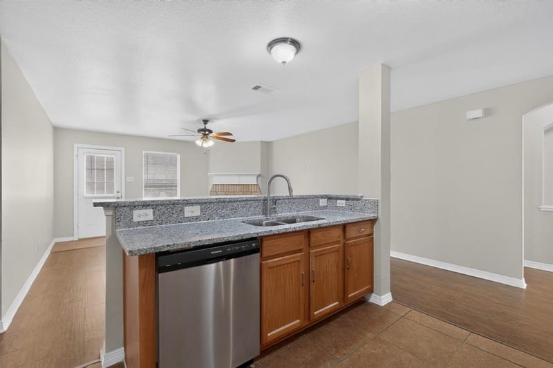 6809 Hot Springs Court, Dallas TX 75241 - Photo 15