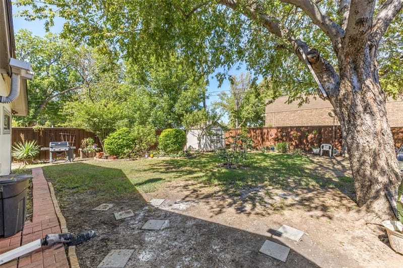 1801 Pleasant Run Road, Carrollton TX 75006 - Photo 7