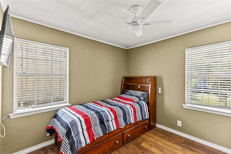1801 Pleasant Run Road, Carrollton TX 75006 - Photo 14