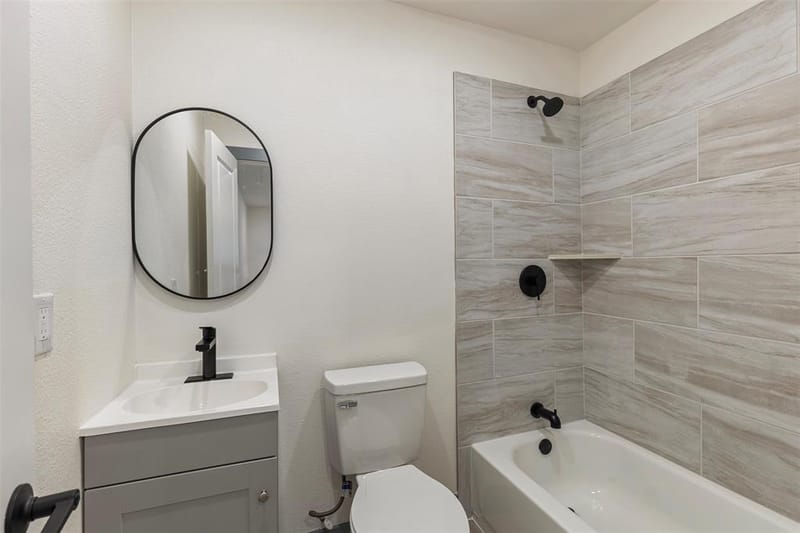 1615 Presidio Avenue, Dallas TX 75216 - Photo 13