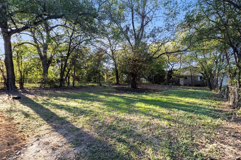 1615 Presidio Avenue, Dallas TX 75216 - Photo 16