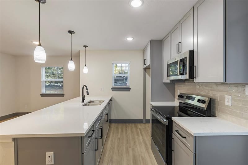 1615 Presidio Avenue, Dallas TX 75216 - Photo 7