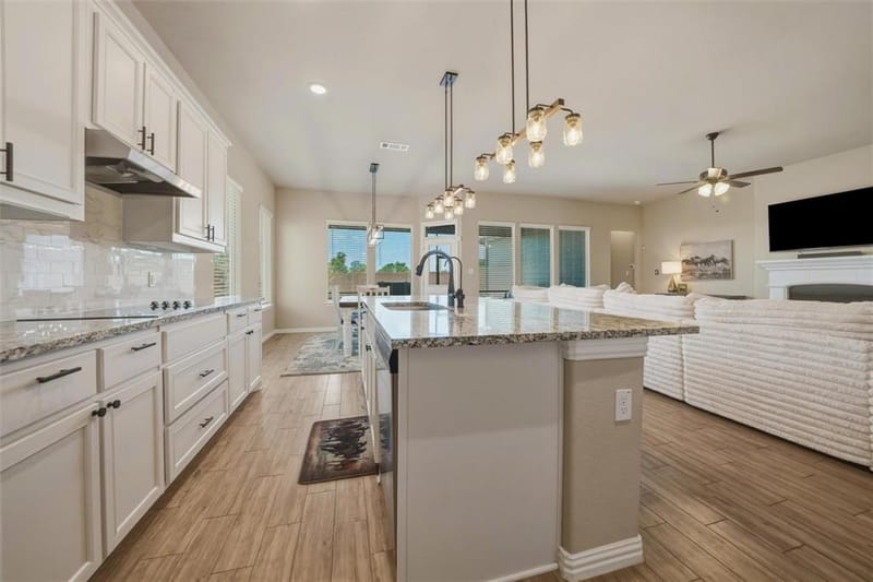 1516 Somerset Lane, Weatherford TX 76087 - Photo 9