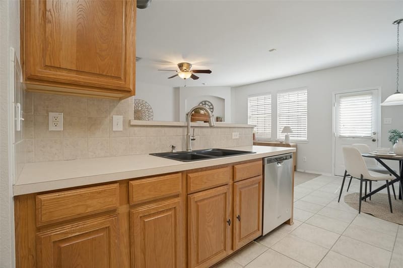 1524 Creek Springs Drive, Allen TX 75002 - Photo 7